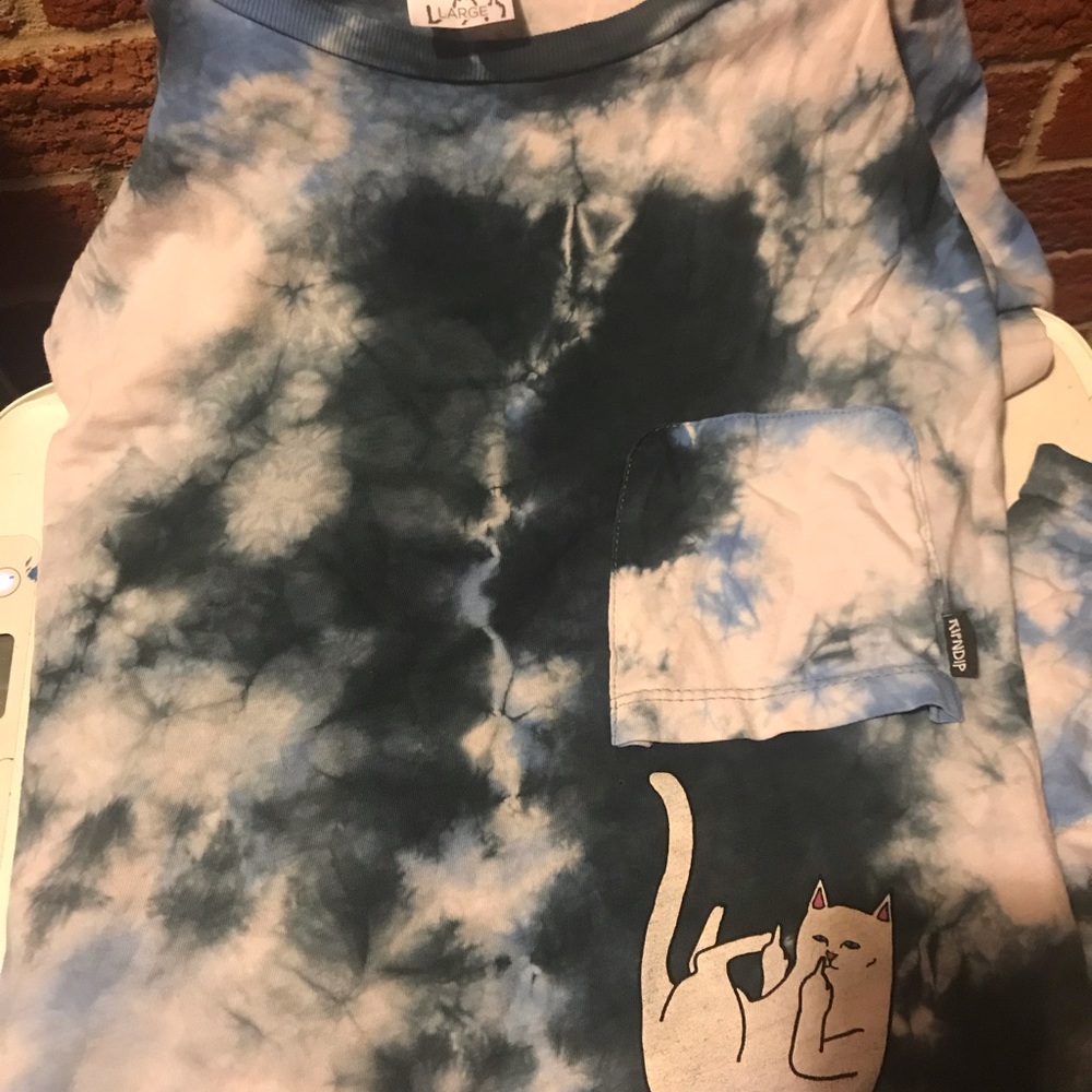 Ripndip Falling for Nermal tie-dye pocket T-shirt
